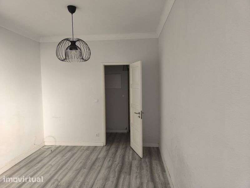 Apartamento T2 em olival basto - Grande imagem: 5/12