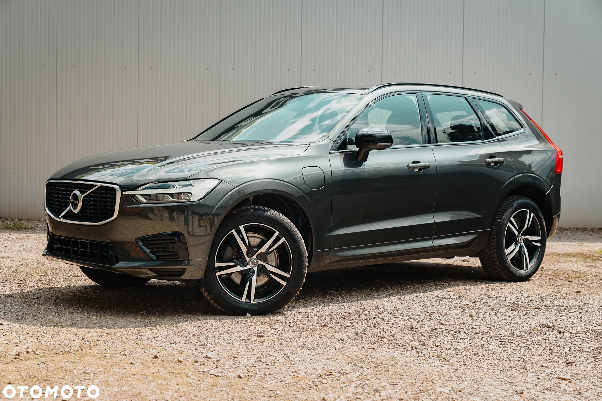 Volvo XC 60 T8 Plug-In Hybrid AWD R-Design - 8