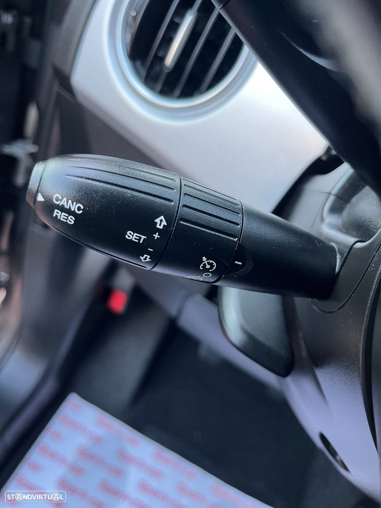 Fiat 500 1.0 Hybrid Connect - 12