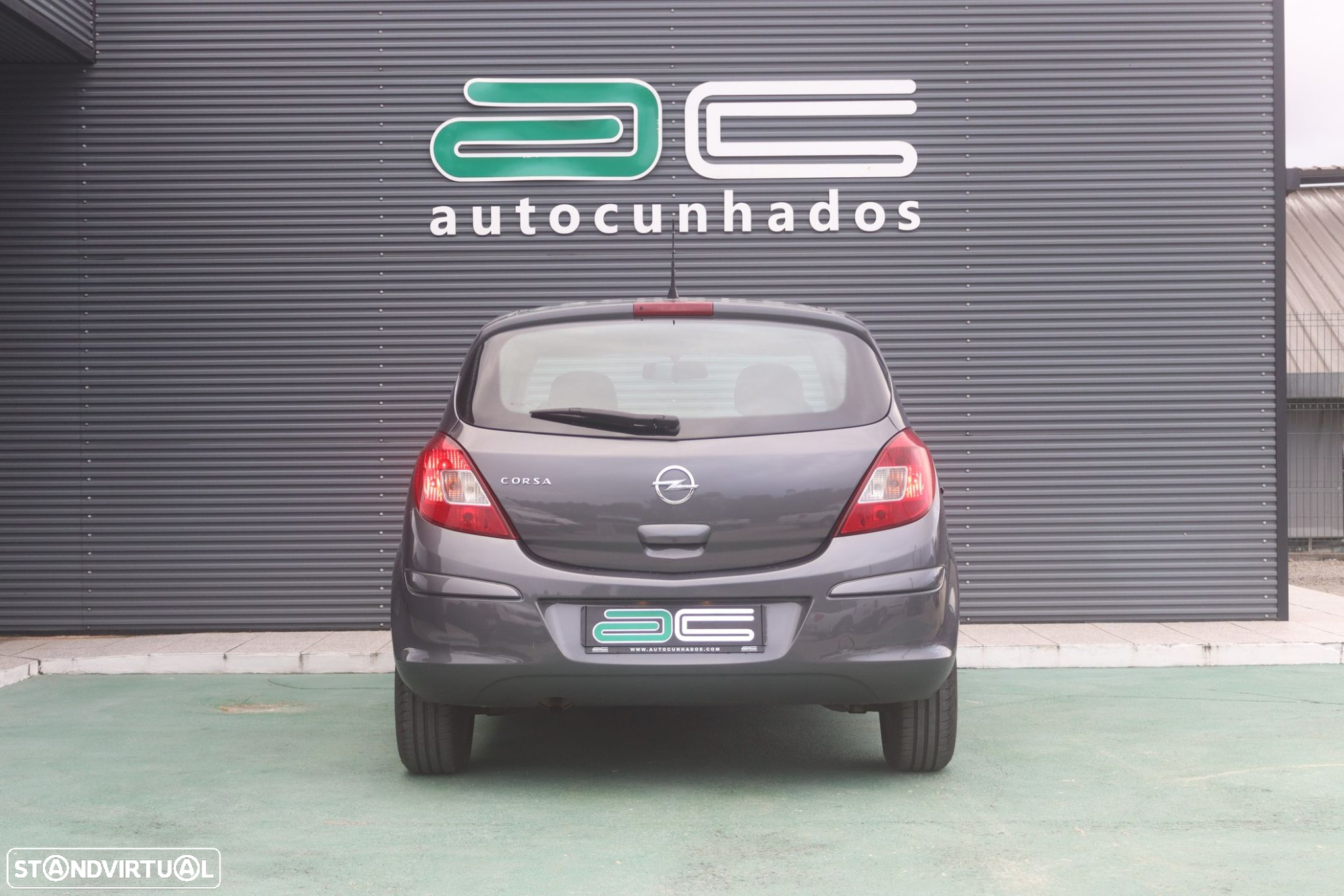 Opel Corsa 1.2 Enjoy - 5