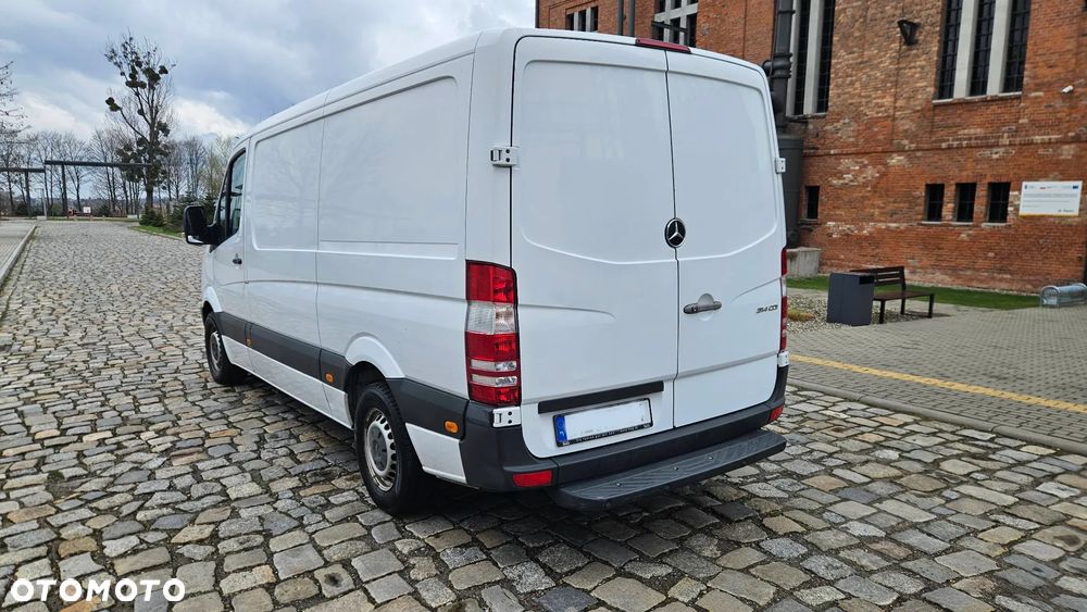 Mercedes-Benz Sprinter - 3