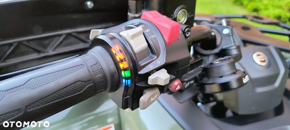 CFMoto CForce - 9