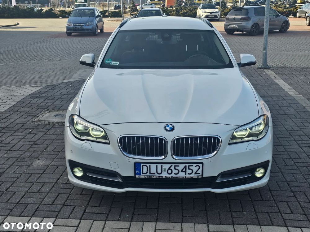 BMW Seria 5 520d xDrive - 4