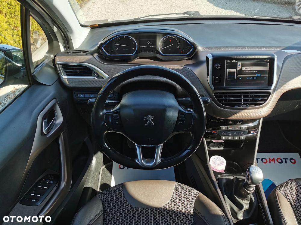 Peugeot 2008 e-HDi FAP 115 STOP & START Allure - 17