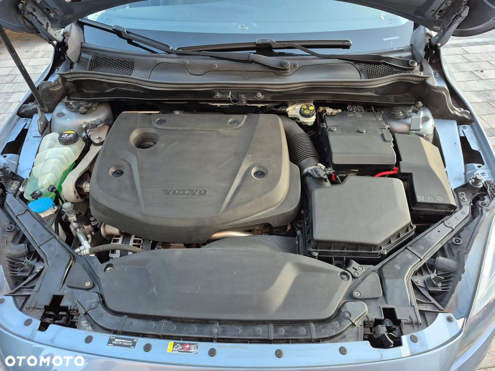 Volvo V40 - 8