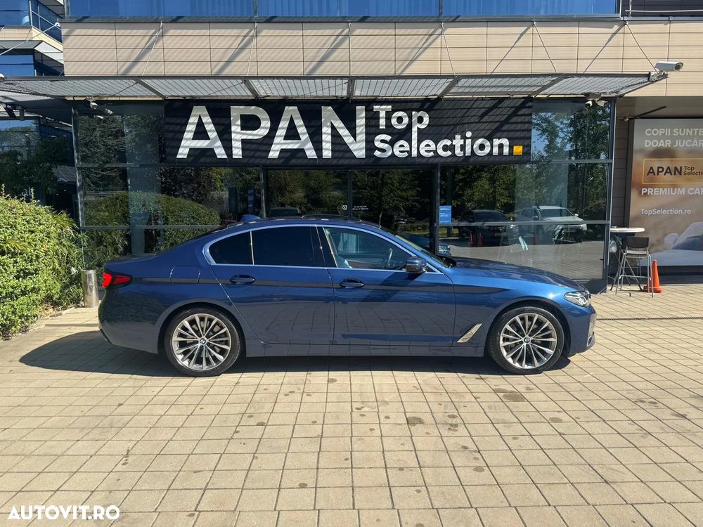BMW Seria 5 530d xDrive AT MHEV - 26