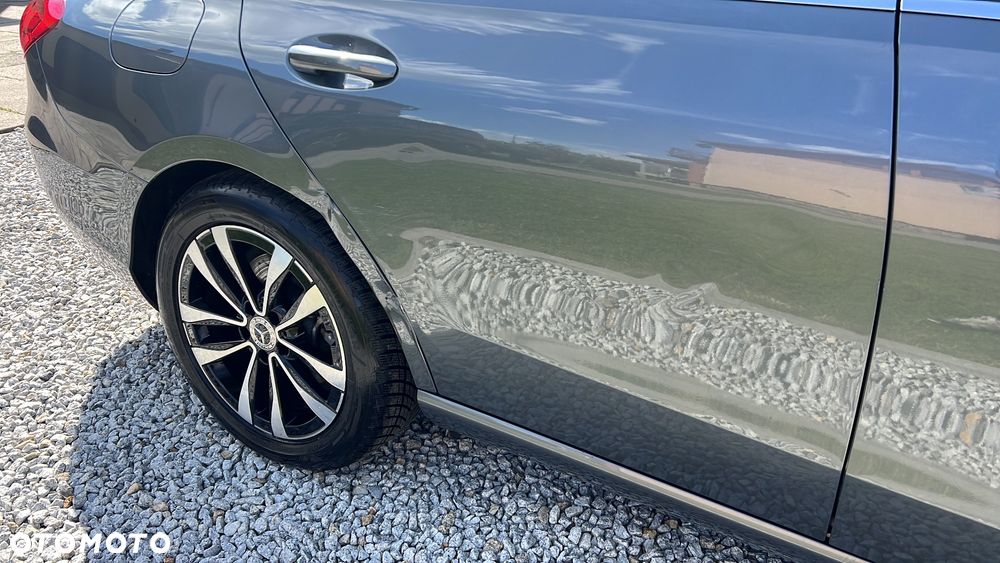 Mercedes-Benz Klasa C 180 9G-TRONIC Avantgarde - 16