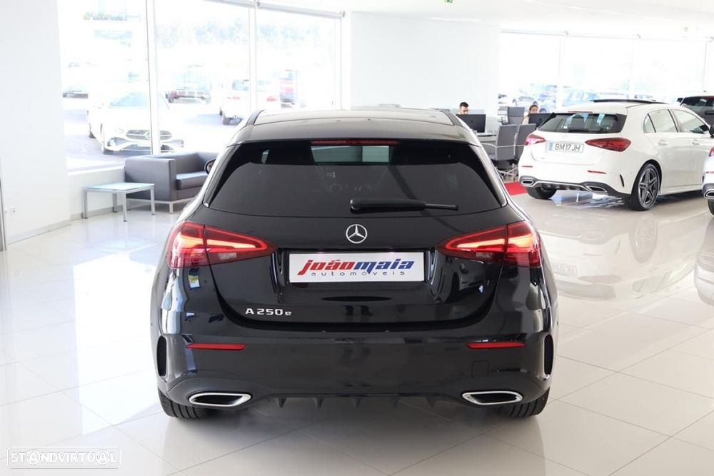 Mercedes-Benz A 250 e - 16