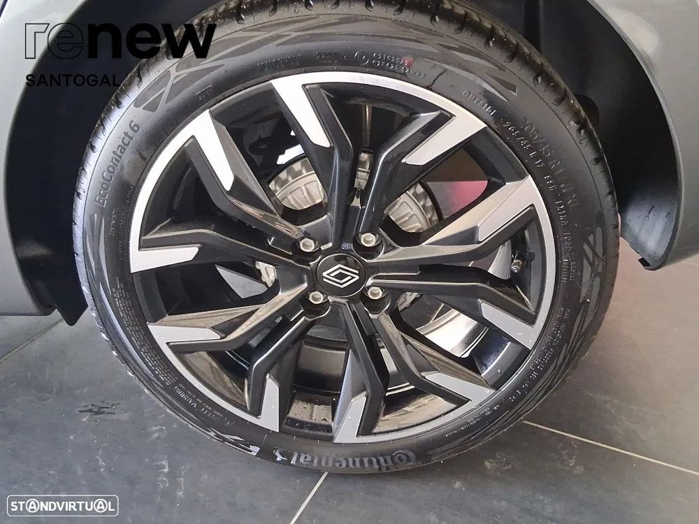 Renault Clio 1.0 TCe Techno Bi-Fuel - 8