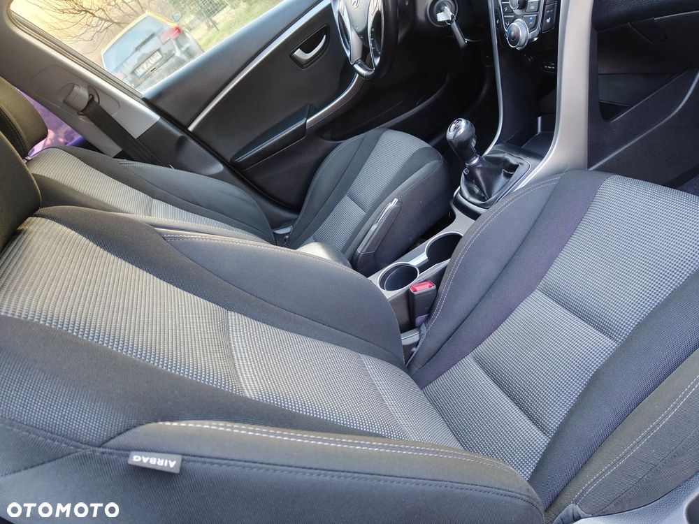 Hyundai i30 i30cw 1.4 Fifa World Cup Edition - 8