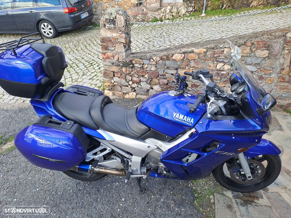 Yamaha FJR - 2