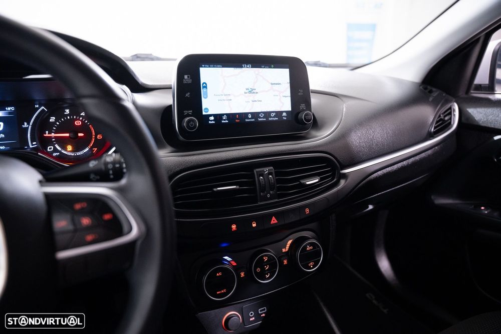 Fiat Tipo Station Wagon 1.3 M-Jet Lounge - 9