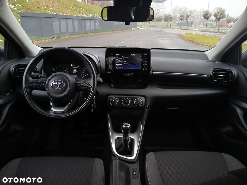 Toyota Yaris - 21