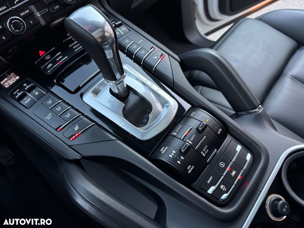 Porsche Cayenne Diesel Platinum Edition - 27