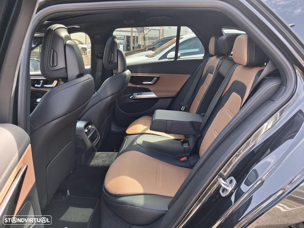 Mercedes-Benz E 53 AMG Hybrid 4Matic+ - 14