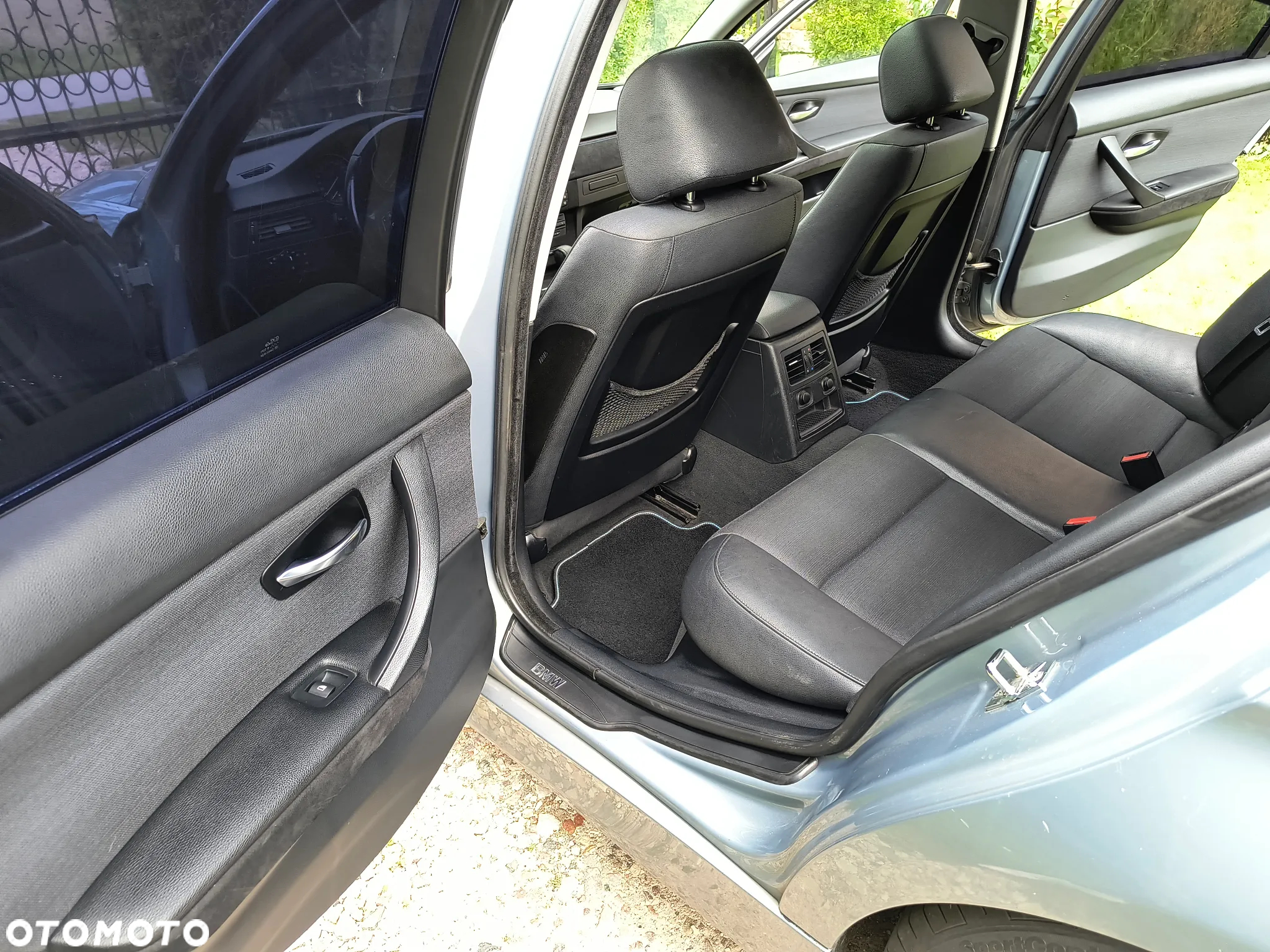 BMW Seria 3 - 28