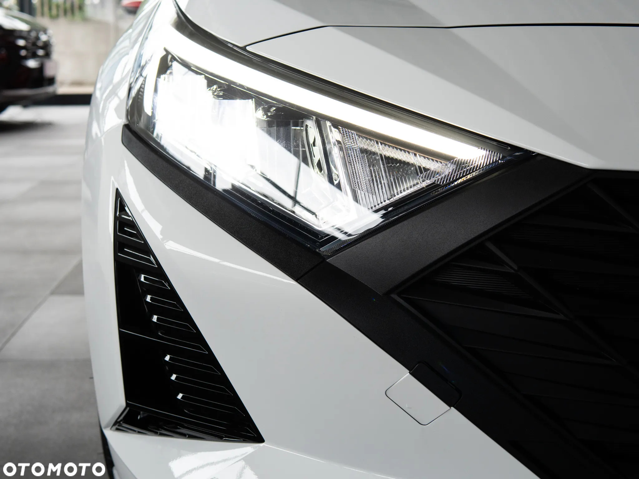 Hyundai i20 1.2 Modern - 38