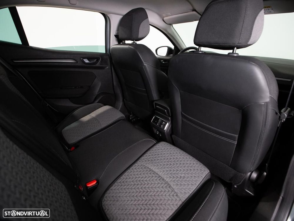 Renault Mégane 1.5 Blue dCi Limited - 11