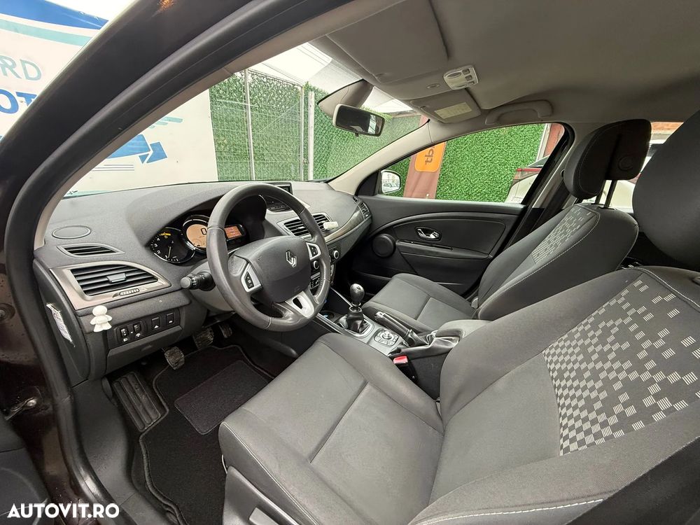 Renault Megane dCi 110 FAP Expression - 5