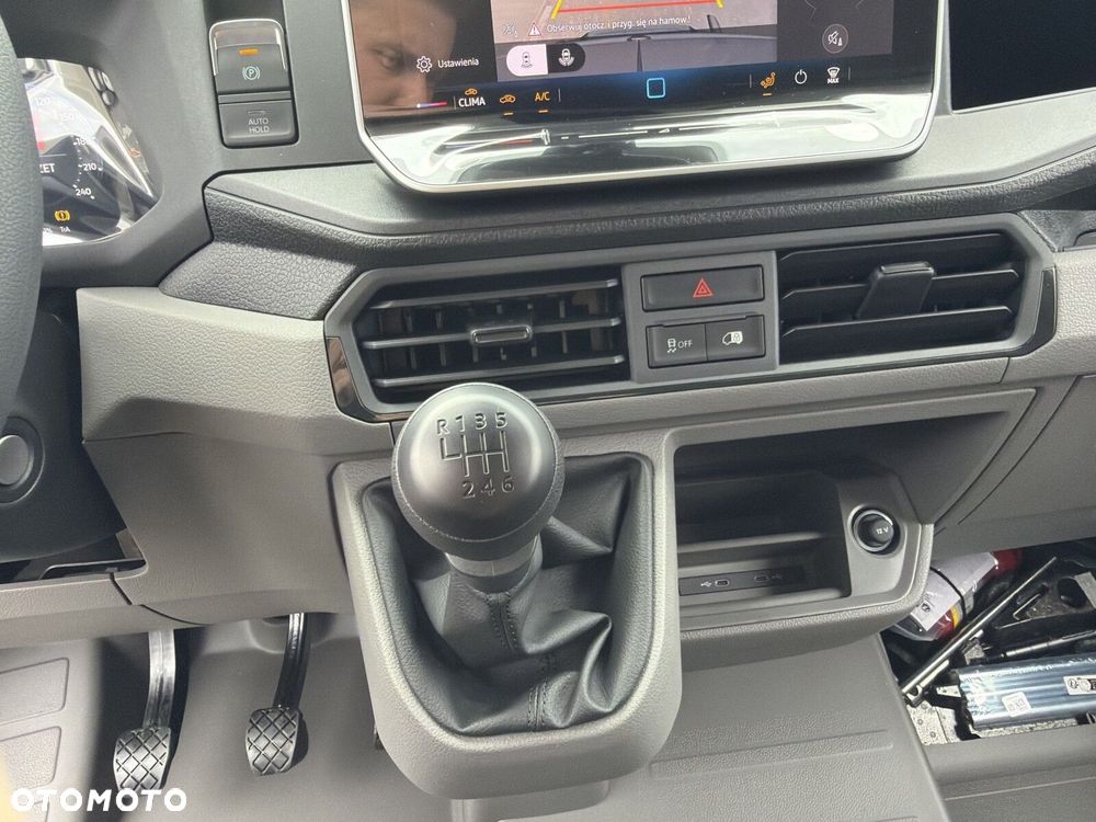 Volkswagen Crafter L3 wysoki dach, 2,0 TDI 177KM, przedni, 6-bieg manualna - 25