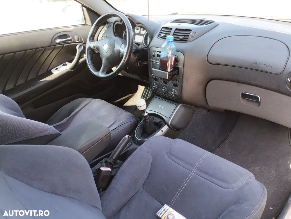 Alfa Romeo GT 1.9 JTD M-Jet Progression - 8