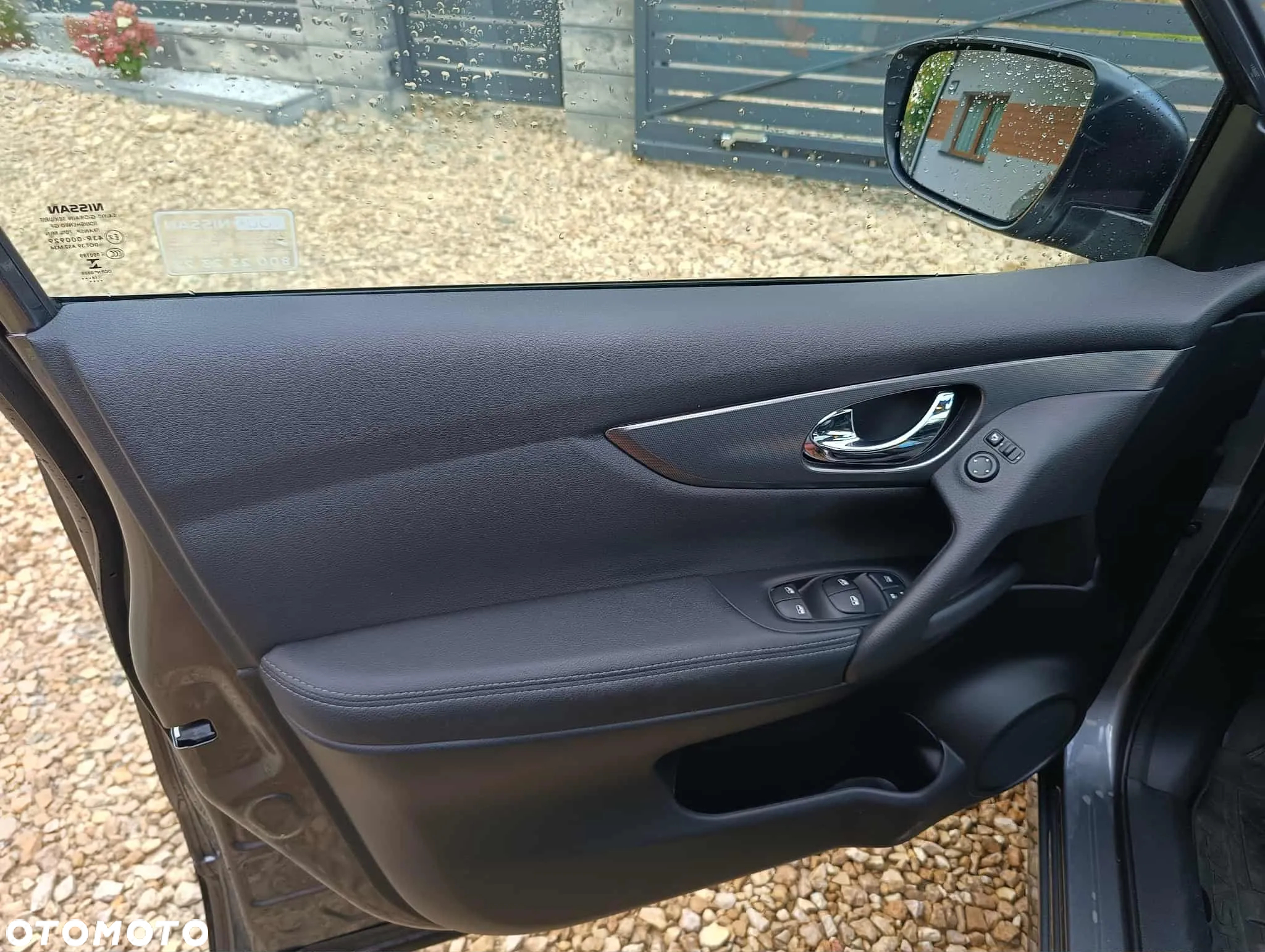 Nissan Qashqai 1.3 DIG-T N-Connecta DCT - 19
