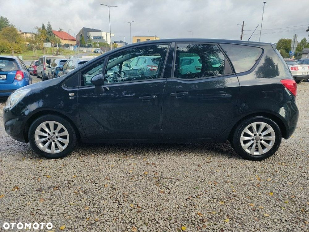 Opel Meriva - 11