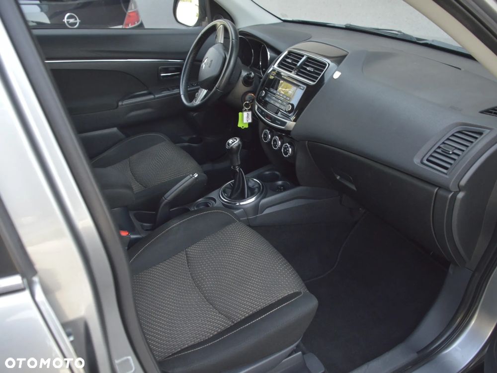 Mitsubishi ASX 1.6 2WD Invite - 19