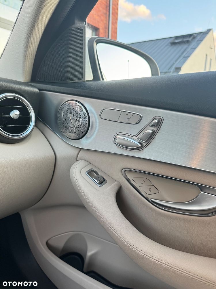 Mercedes-Benz Klasa C 300 7G-TRONIC - 10