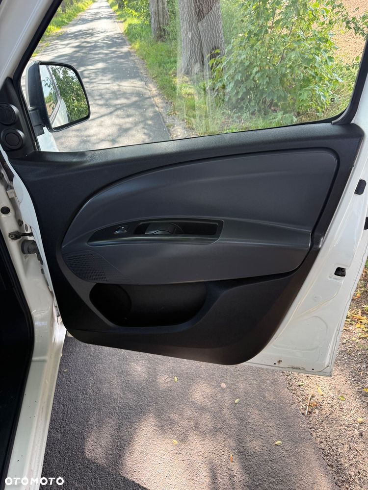 Fiat Doblo - 15