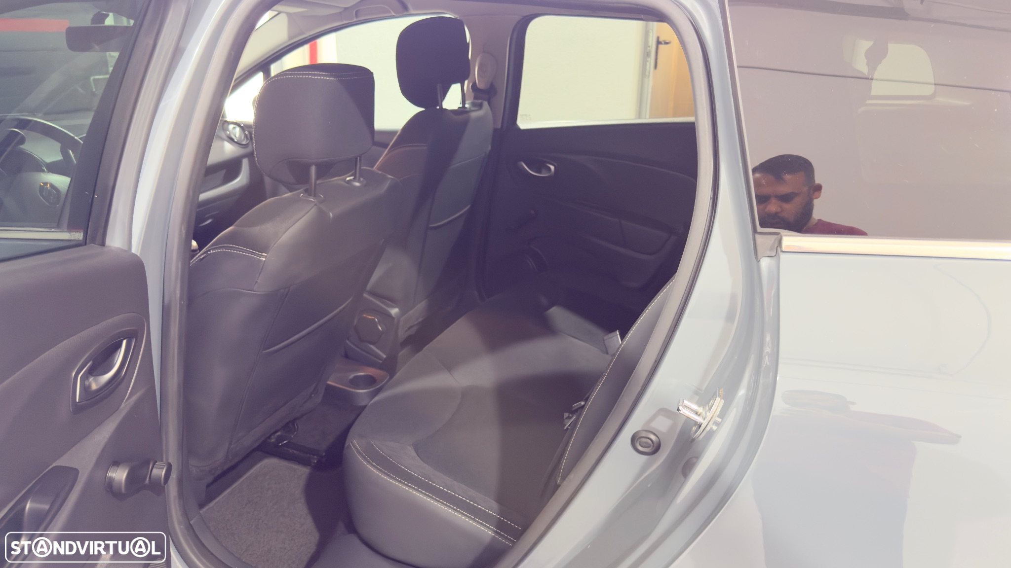 Renault Clio Sport Tourer 0.9 TCe Limited - 11