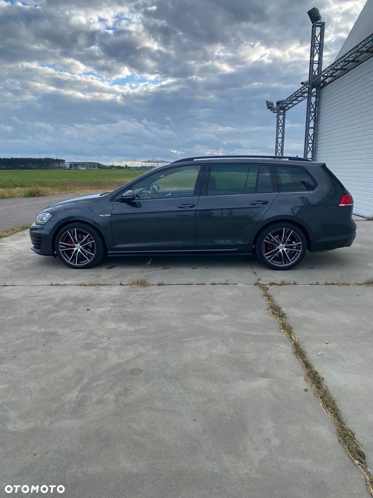 Volkswagen Golf GTD 2.0 TDI SCR DSG - 13