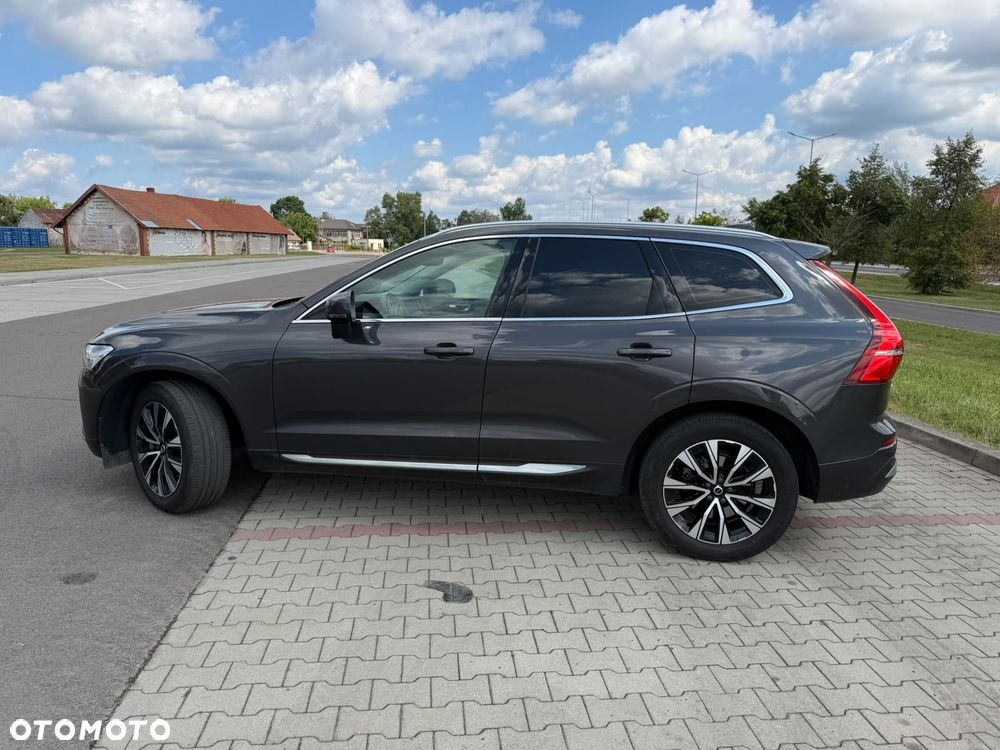 Volvo XC 60 B5 B AWD Plus Bright - 3