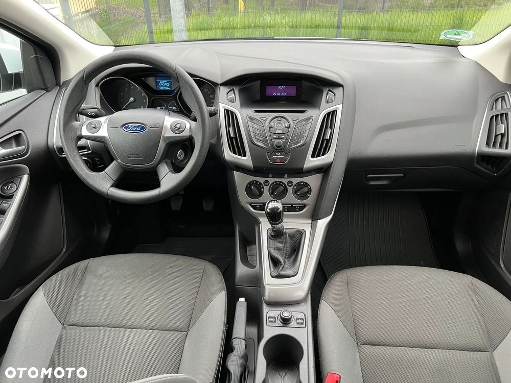 Ford Focus - 13