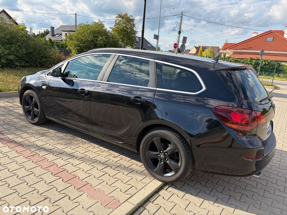 Opel Astra 1.4 T Cosmo - 10
