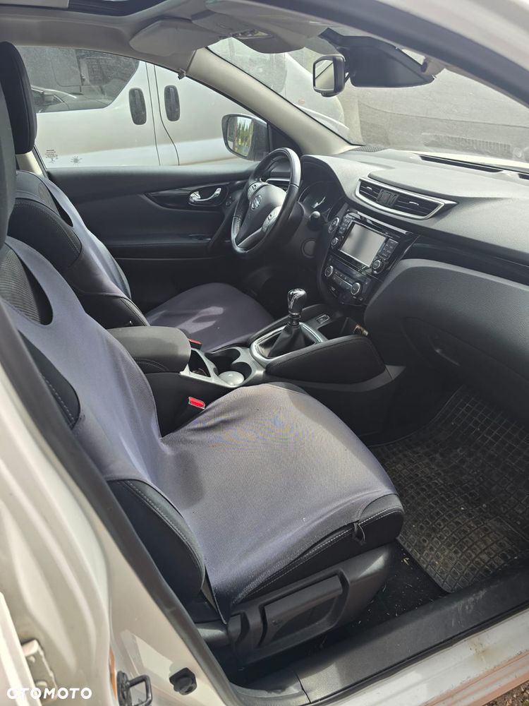 Nissan Qashqai 1.2 DIG-T N-Connecta EU6 - 4