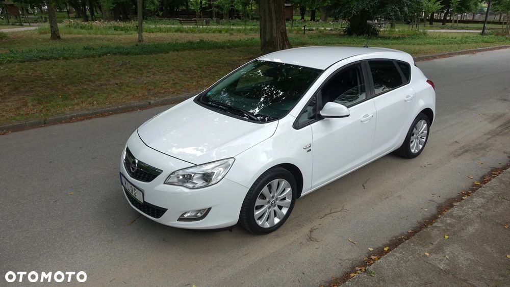 Opel Astra 1.4 Turbo - 23