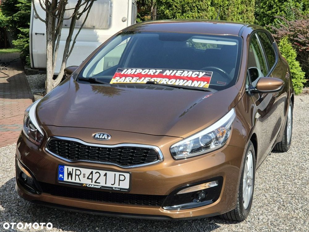 Kia Ceed - 1