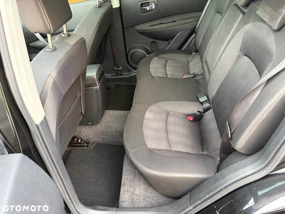 Nissan Qashqai 1.5 dCi DPF 360 - 11