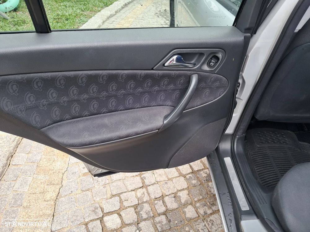 Mercedes-Benz C 220 - 16