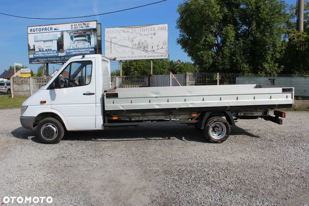 Mercedes-Benz Sprinter - 5