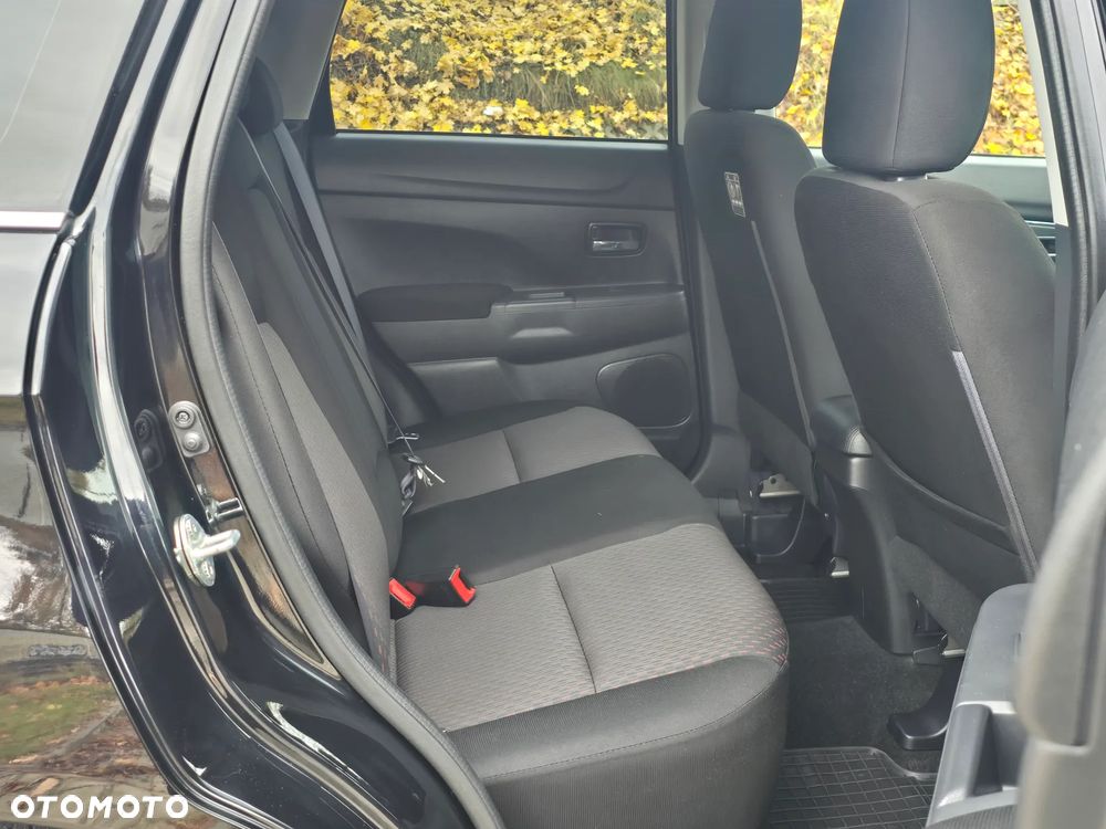 Mitsubishi ASX 1.6 2WD Diamant Edition - 12