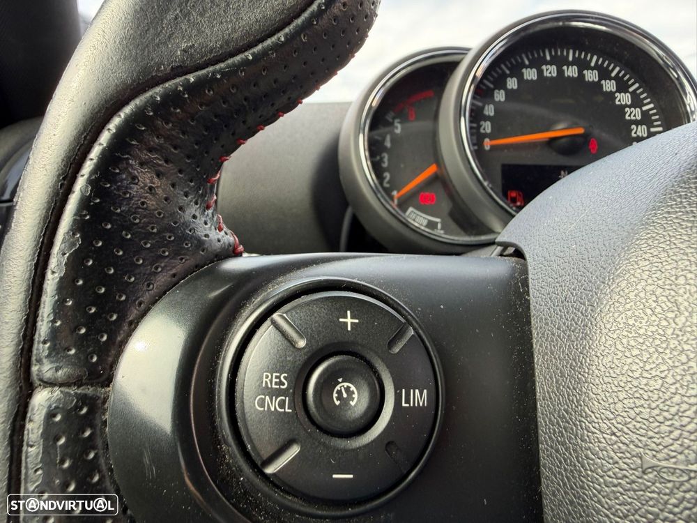 MINI Clubman One D - 19