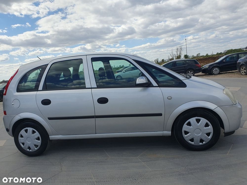 Opel Meriva - 8