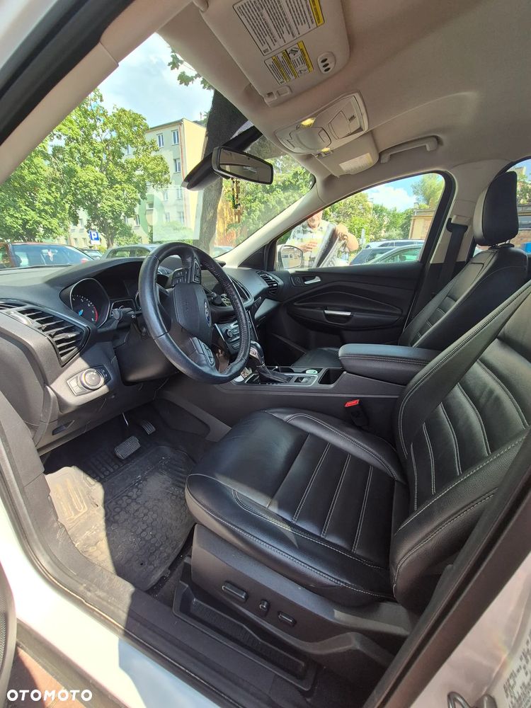 Ford Escape - 12