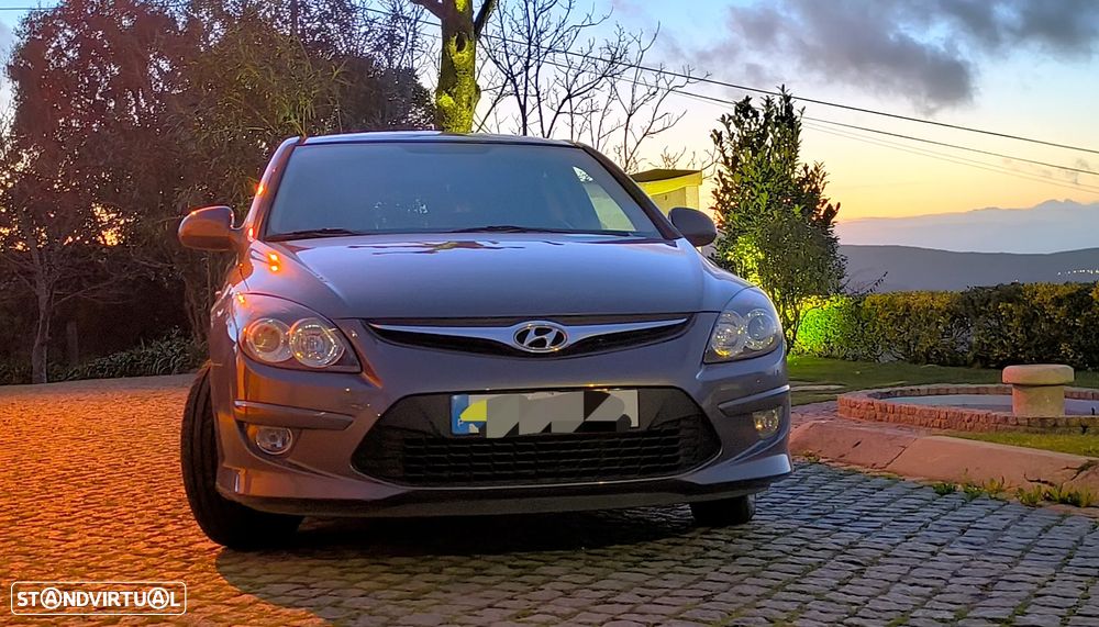 Hyundai i30 1.6 CRDI Comfort CPF - 3