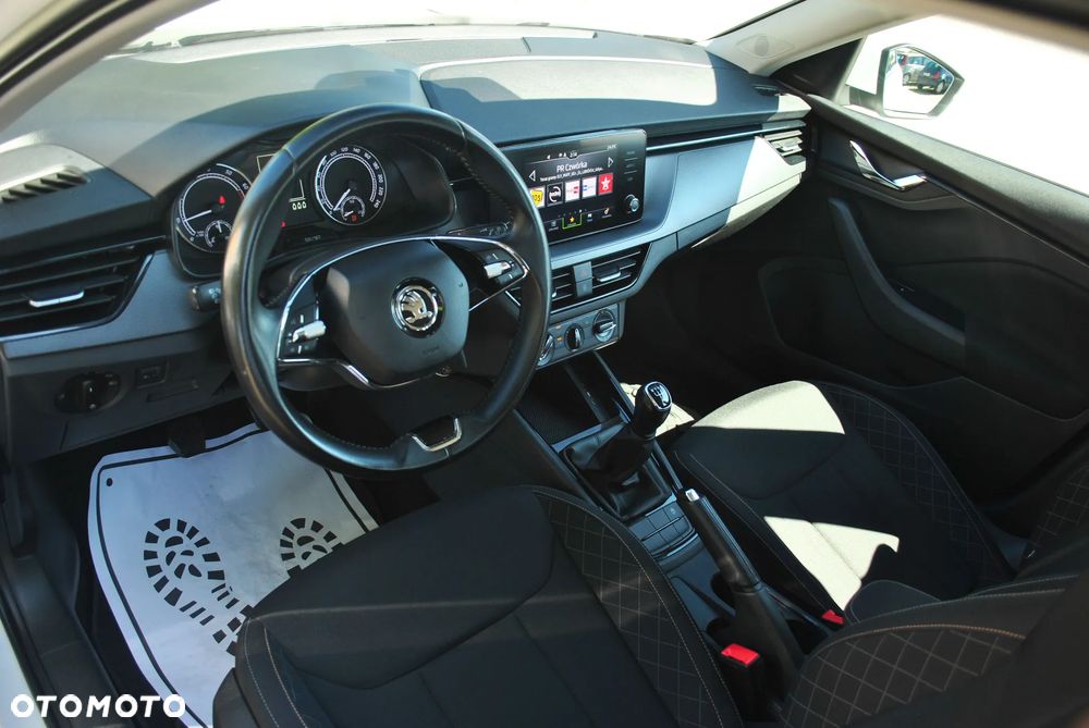 Skoda Kamiq 1.0 TSI Ambition - 10