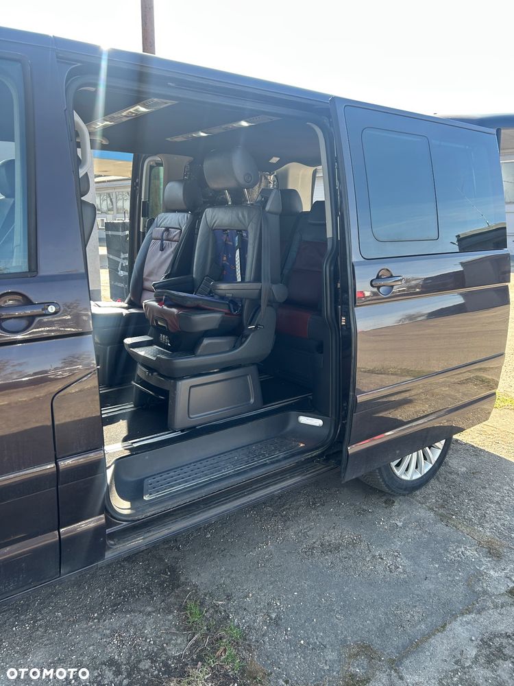 Volkswagen Multivan - 9