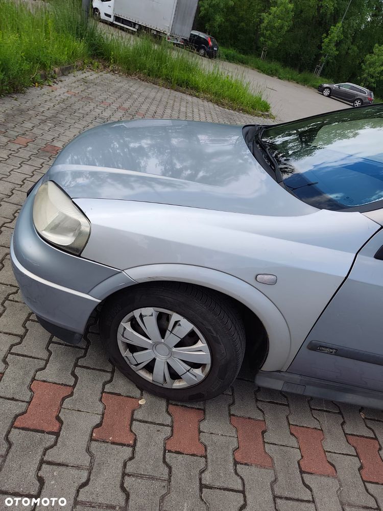 Opel Astra - 11
