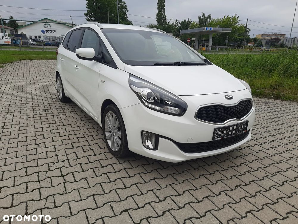 Kia Carens 1.7 CRDi M EU6 - 23